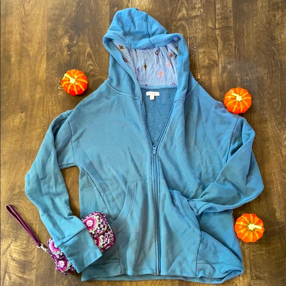 Vera Bradley Blue Hoodie with Geometric Hood